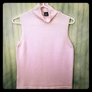 Gap knitted large sleeveless top